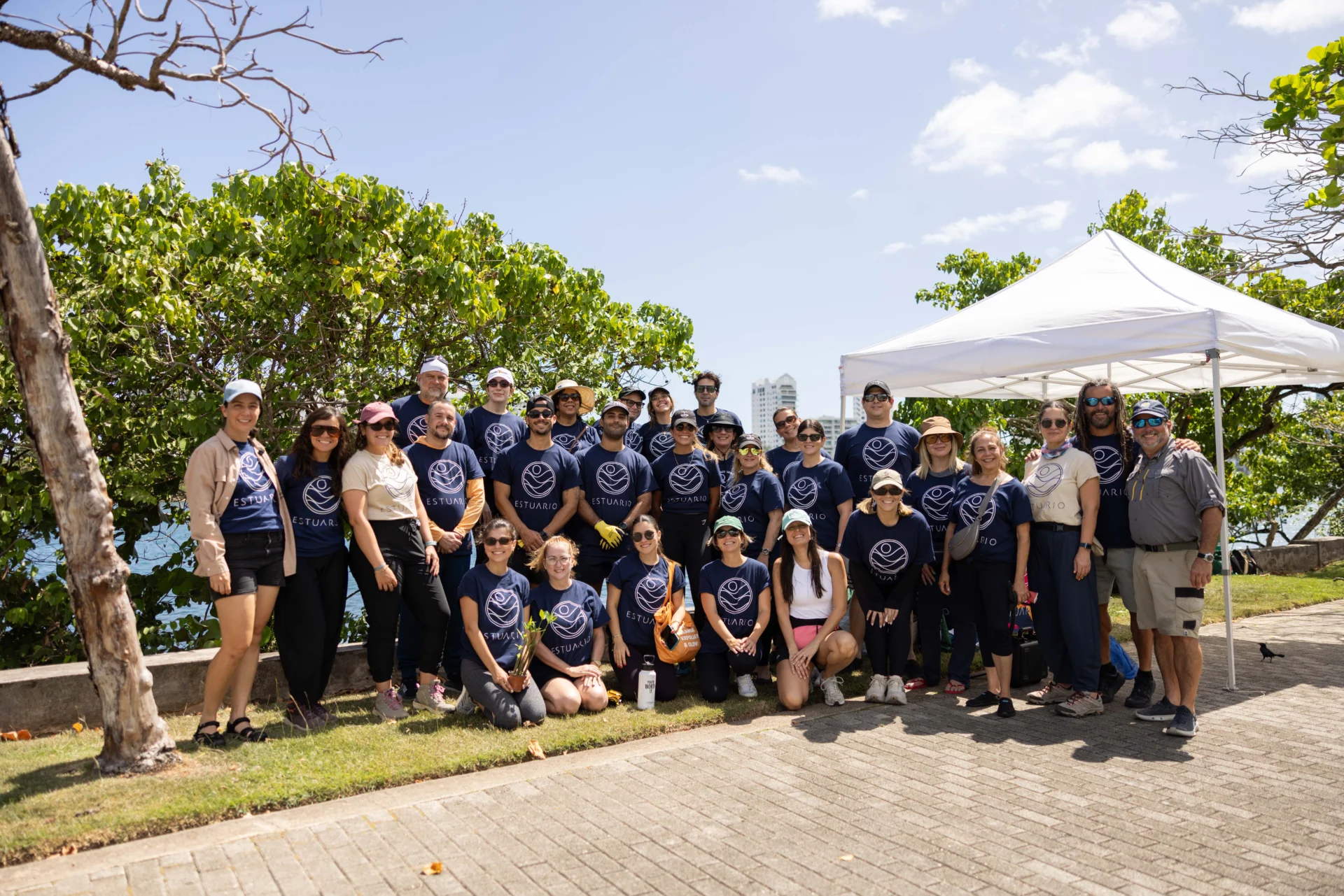 Celebran el Día de la Tierra con acción: L’Oréal Caribe lidera iniciativa de impacto ambiental en la isla