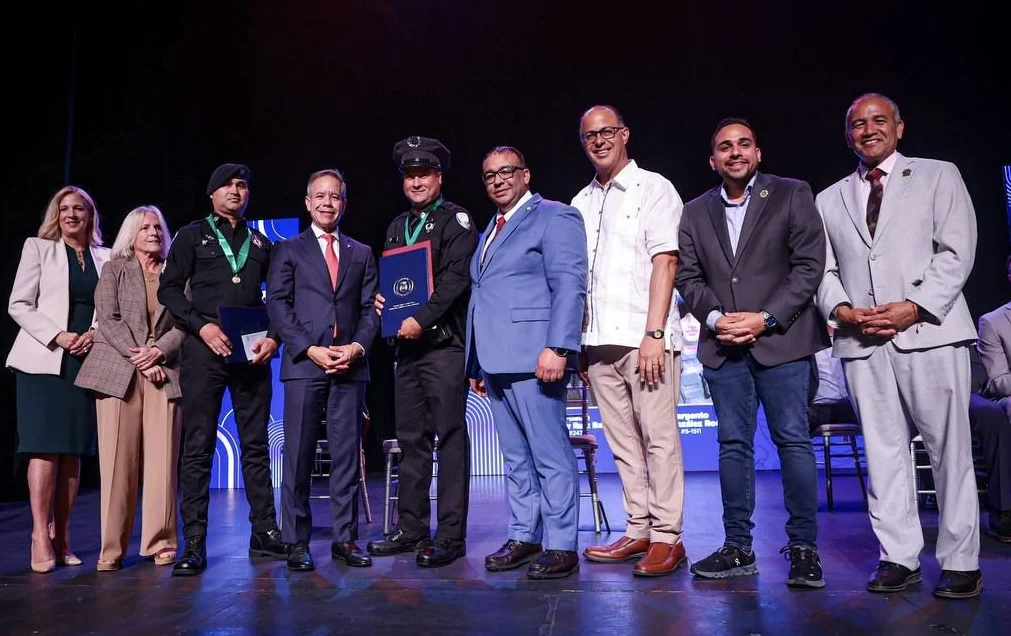 San Juan reconoce la valentía y compromiso de la Policía Municipal durante ceremonia de Valores del Año 2025