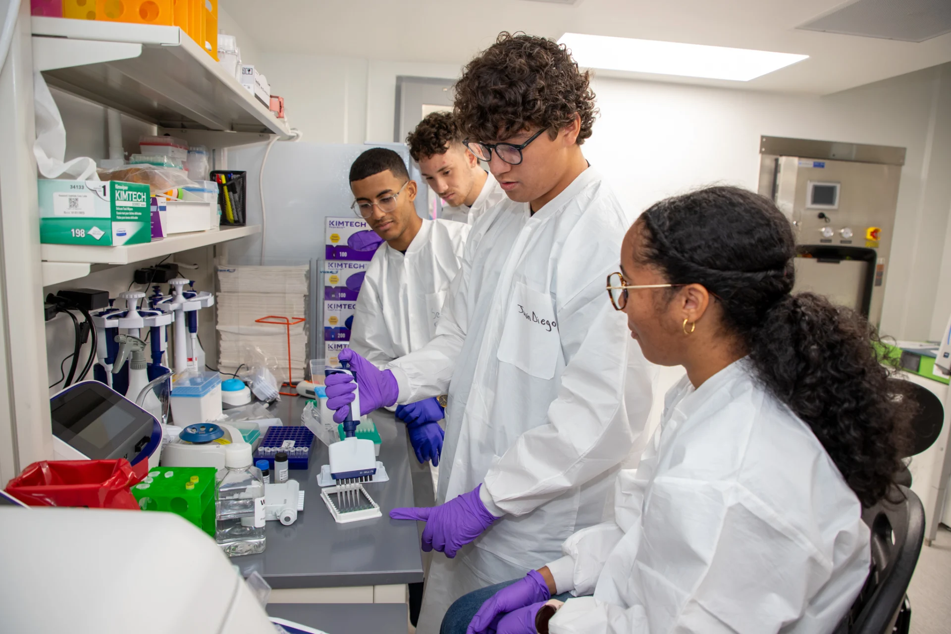 Puerto Rico será sede de programa nacional para desarrollar talento en biomanufactura
