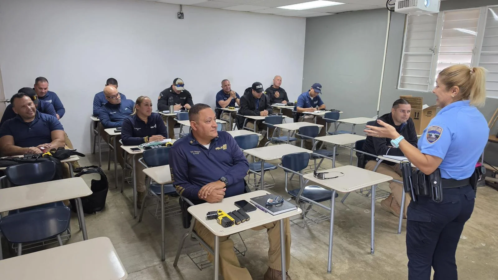 Policía de Puerto Rico ofrece adiestramiento de TASER 10 a la Policía Municipal de Quebradillas