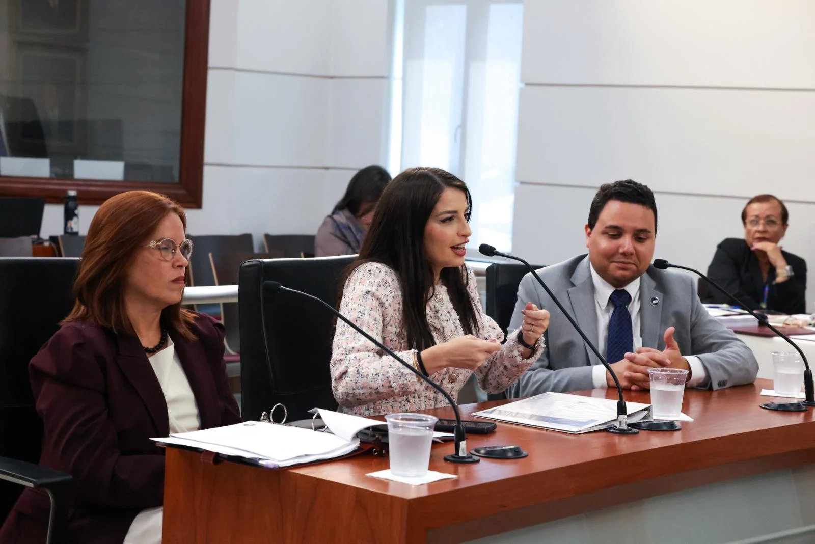 Senado evalúa presupuesto de la ASG ante advertencias por recorte operacionales