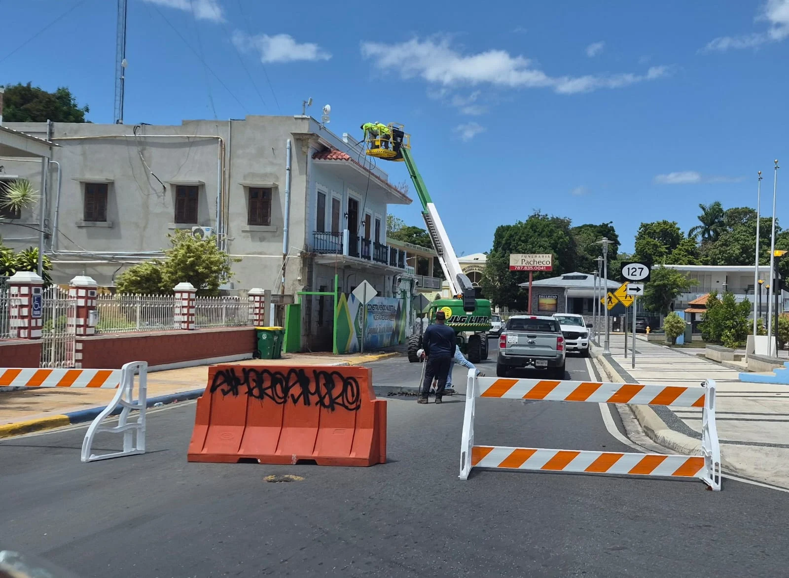 Aviso Importante:  Cierre temporal de la calle Barbosa por trabajos de reparación en la Casa Alcaldía