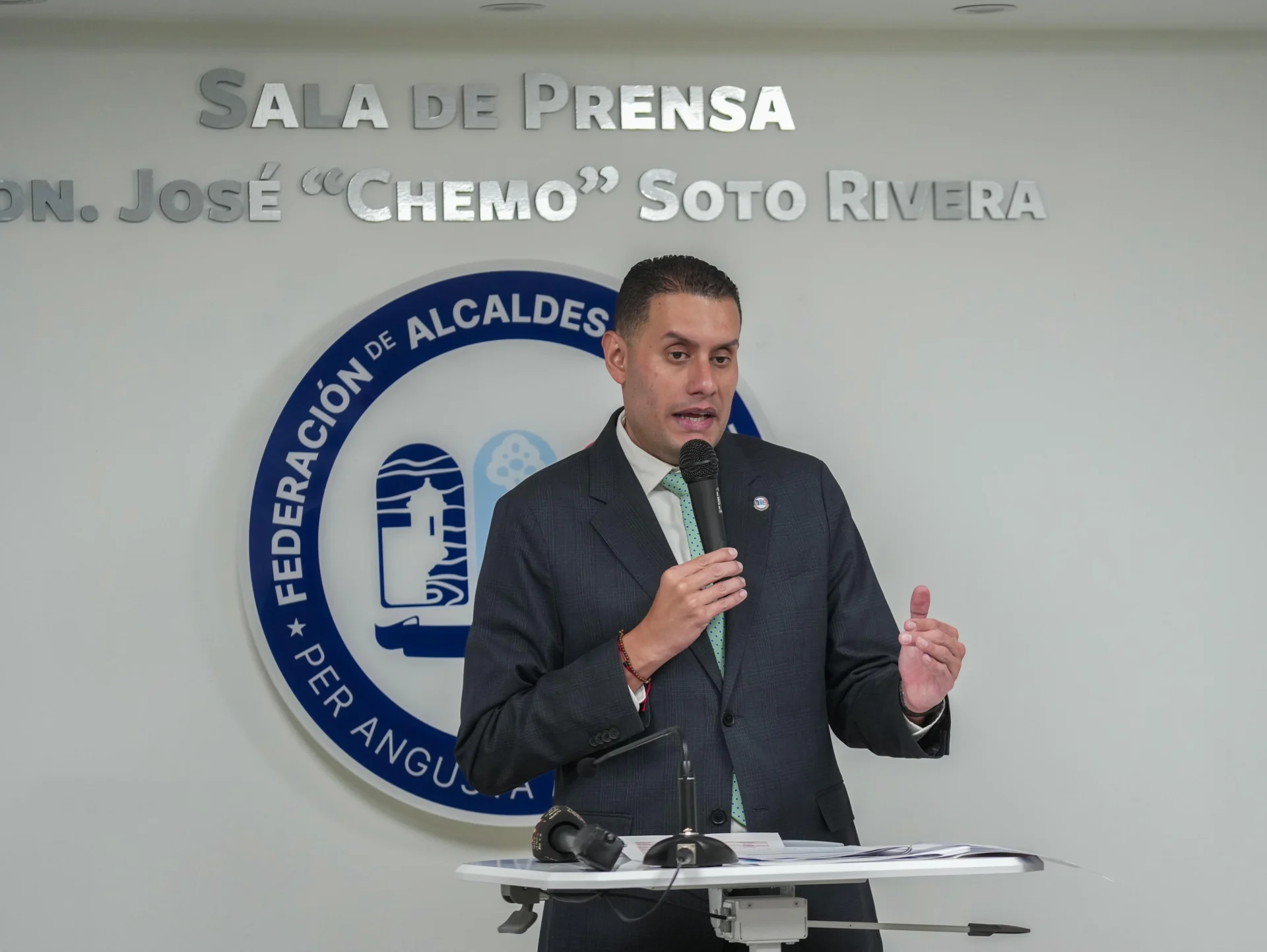 Federación de Alcaldes agradece al presidente del Senado, Thomas Rivera Schatz, por la aprobación de medidas legislativas y más de $16 millones para los municipios