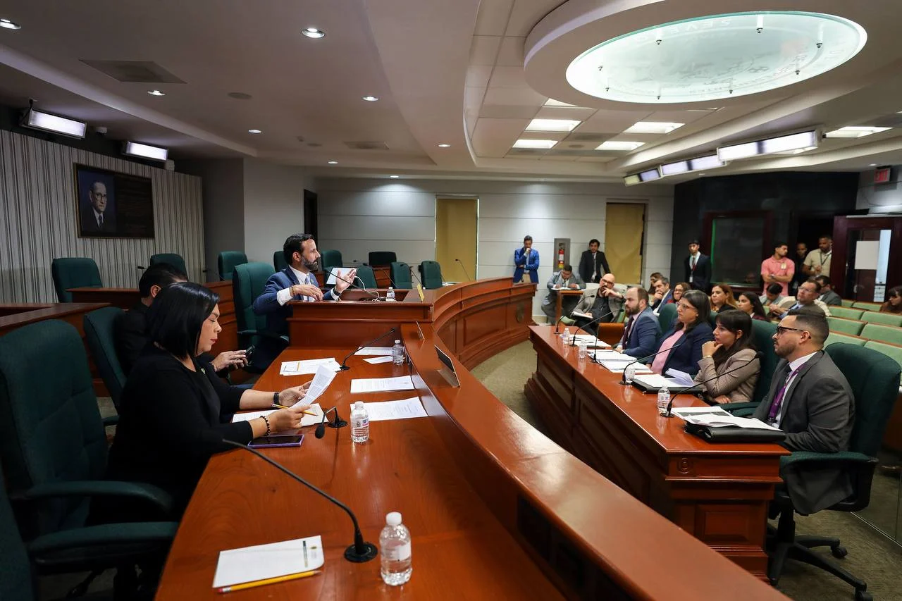 Cámara de Representantes inicia análisis de medidas sobre transmisiones judiciales
