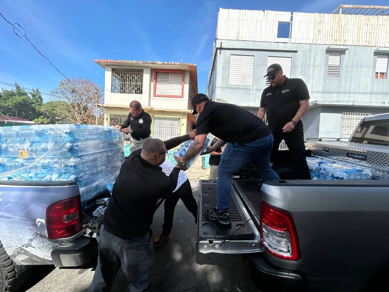 Vivienda y AVP refuerzan distribución de agua en comunidades afectadas por interrupciones del servicio