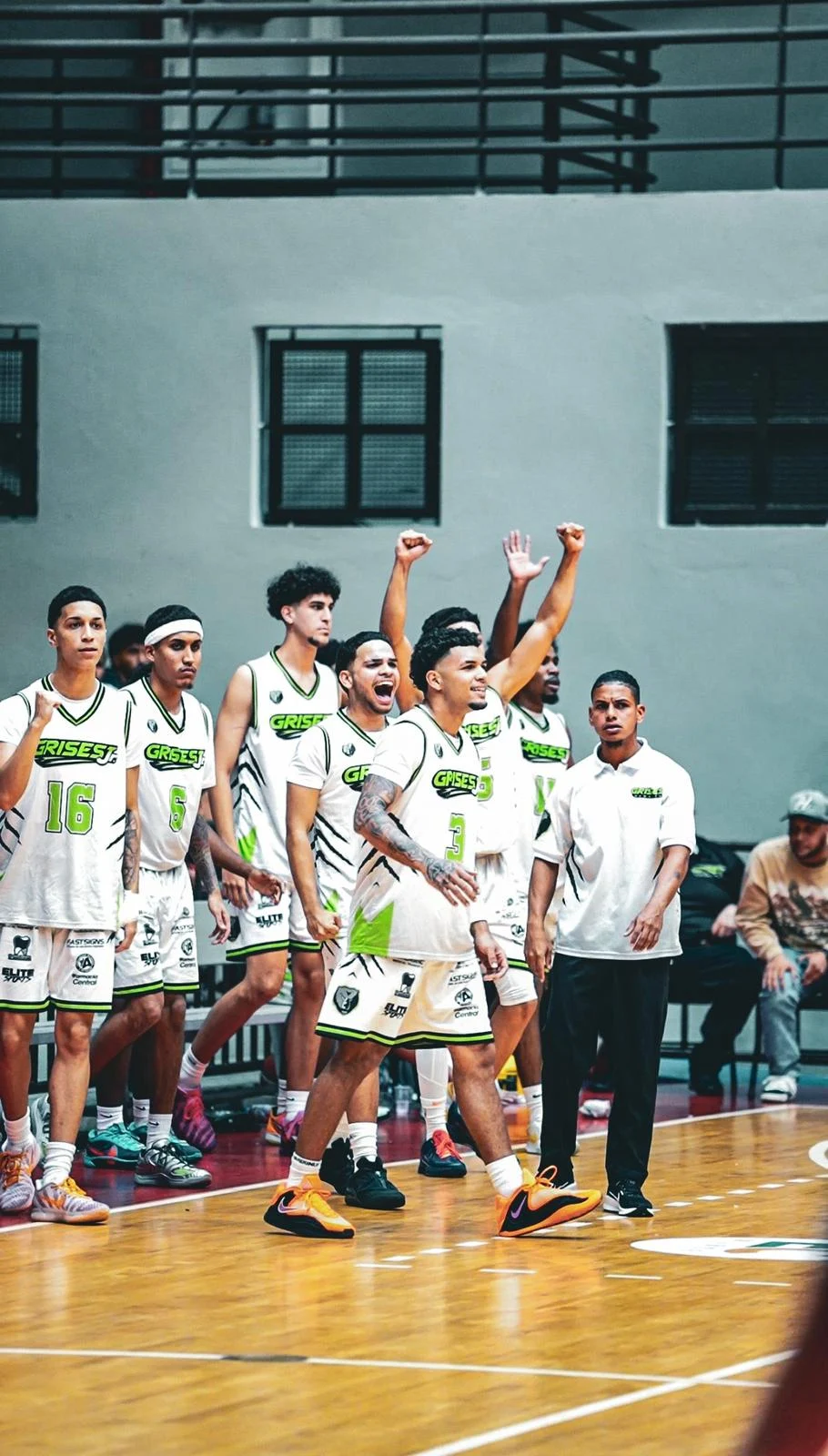 Grises Jr. de Humacao avanzan a los Sweet 16 de la Liga Intermedia Sub-22