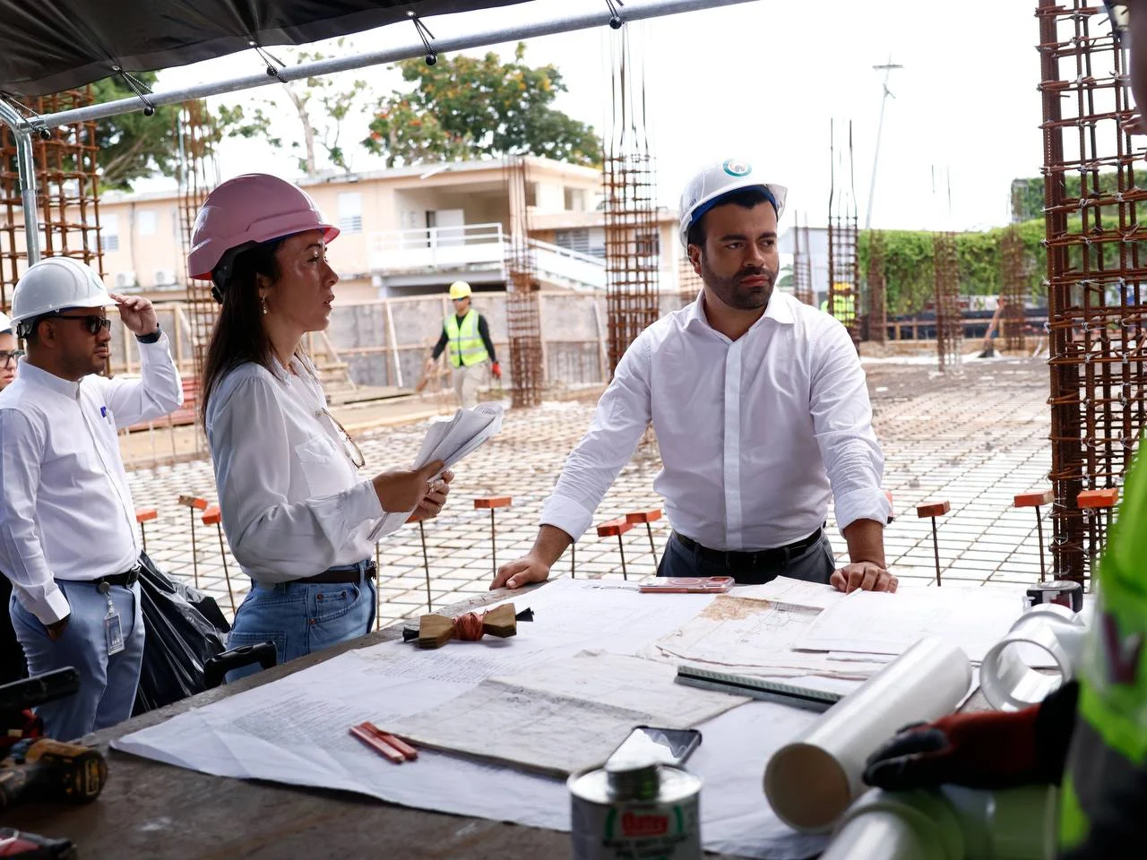 Vivienda actualiza planes y distribución de recursos de cara a la temporada de huracanes