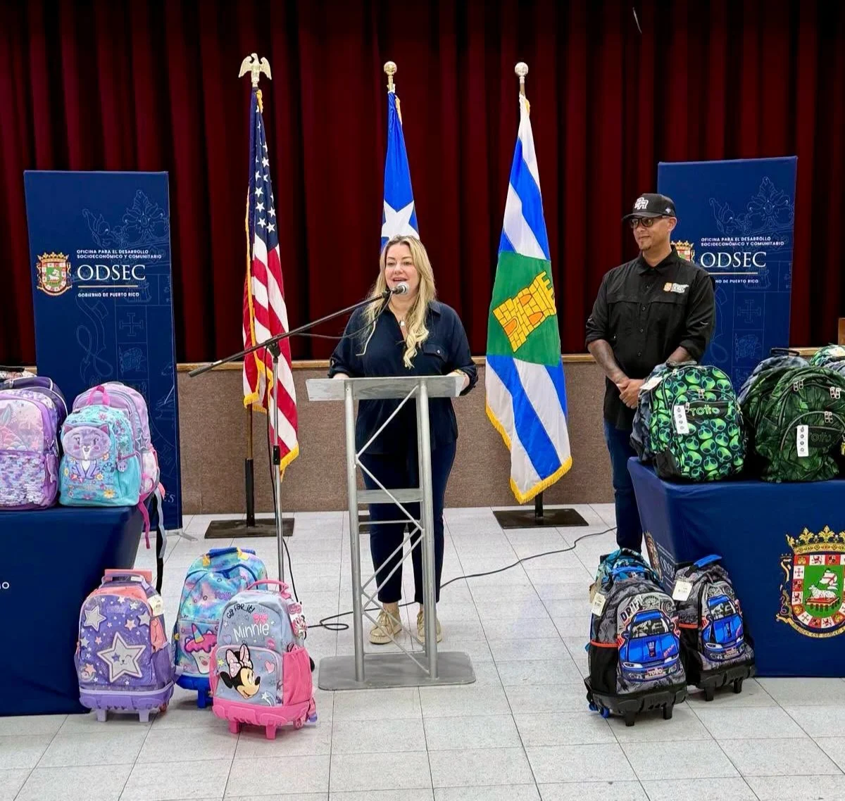 ODSEC impacta a decenas de familias en Vieques con entrega de enseres esenciales y materiales escolares