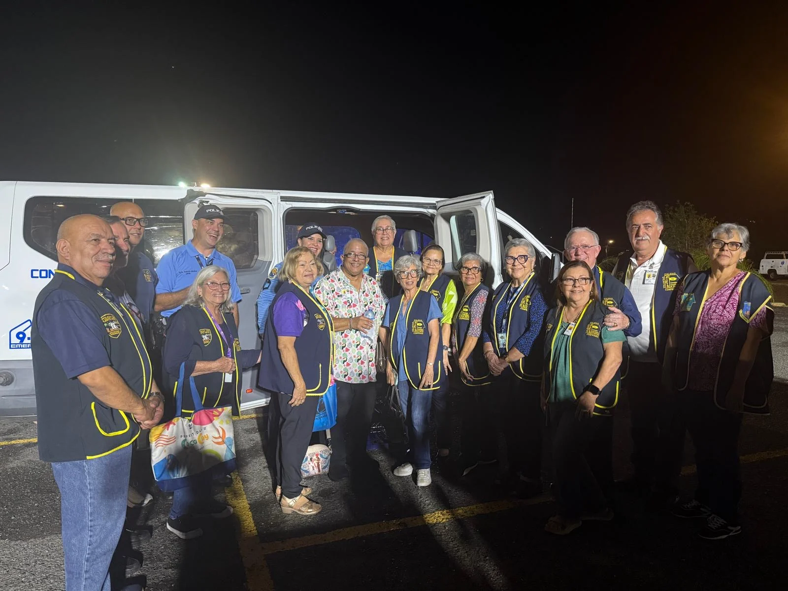 Policía y comunidades del oeste celebran la 43.ª edición de la Noche Nacional Afuera