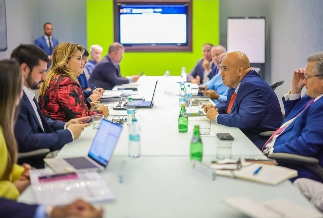 Cámara de Comercio fortalece participación del sector privado en respuesta a crisis de agua y energía