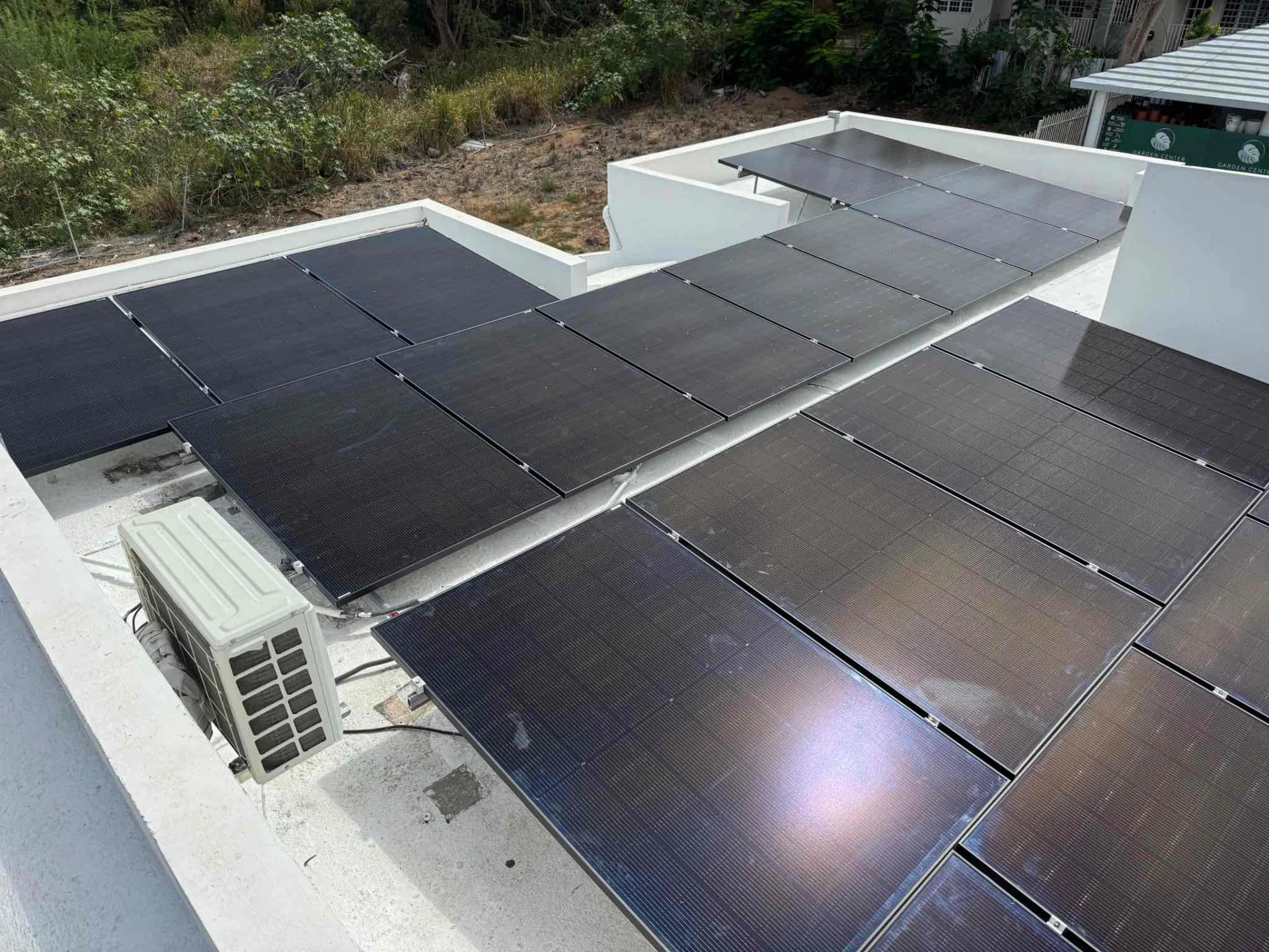 Iniciativa CERI impulsa energía solar para garantizar servicios esenciales durante emergencias
