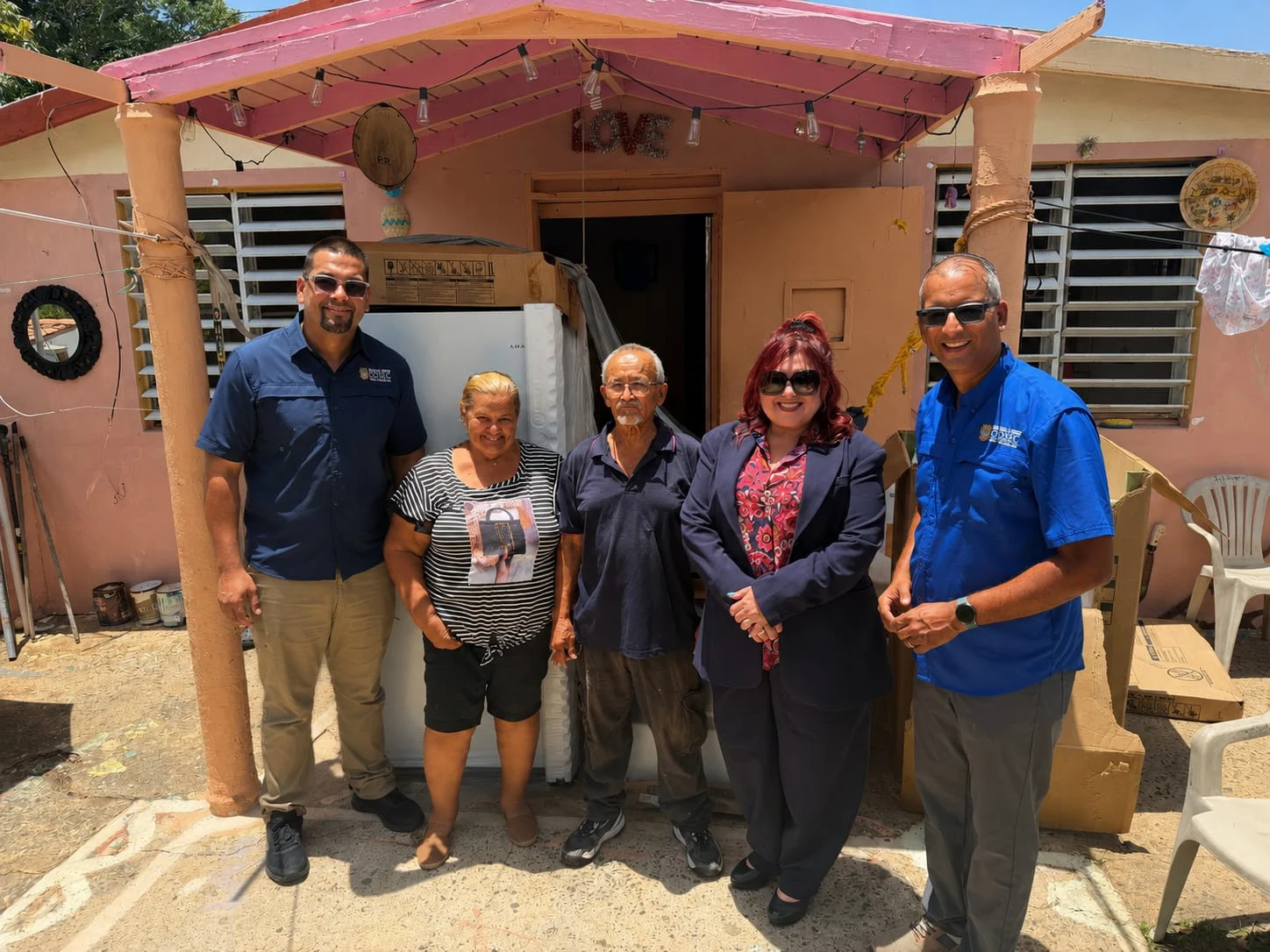 Vivienda y ODSEC unen esfuerzos para atender a participante del Programa R3 en San Germán