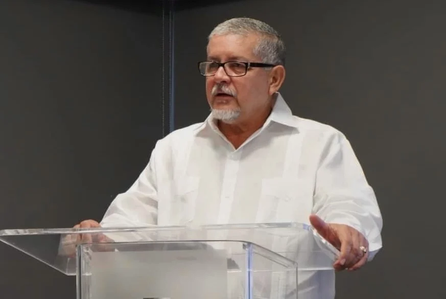 Arecibo trabaja en la limpieza de playas y cuerpos de agua, aunque la responsabilidad primaria es del DRNA