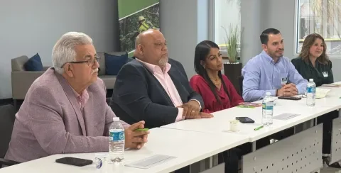 Aguada es sede de encuentro de alcaldes para atender agencias federales y desarrollo económico