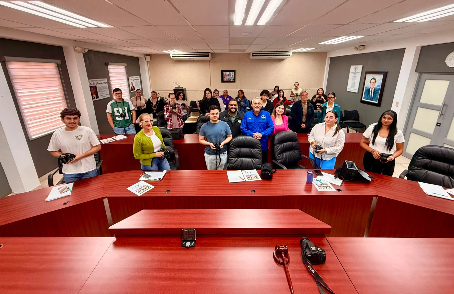 Legislatura Municipal y Alcalde de Hatillo ofrecen curso de fotografía básica