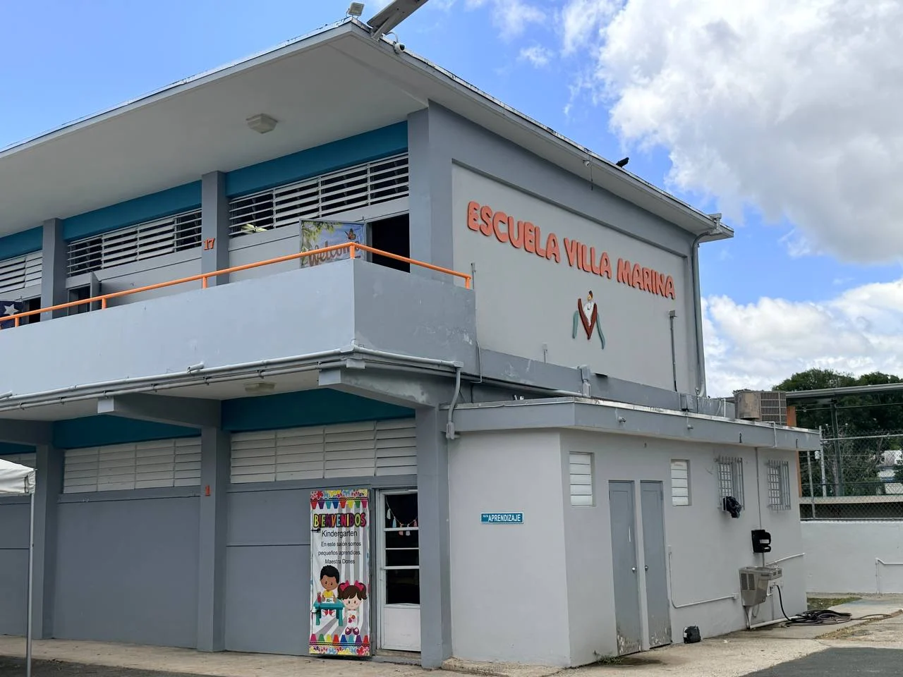 Vivienda adopta 14 escuelas y realiza trabajos de acondicionamiento para el regreso a clases