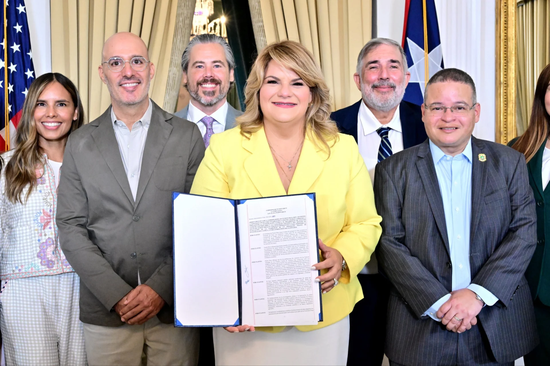 Gobernadora firma orden ejecutiva para fortalecer la investigación clínica en Puerto Rico