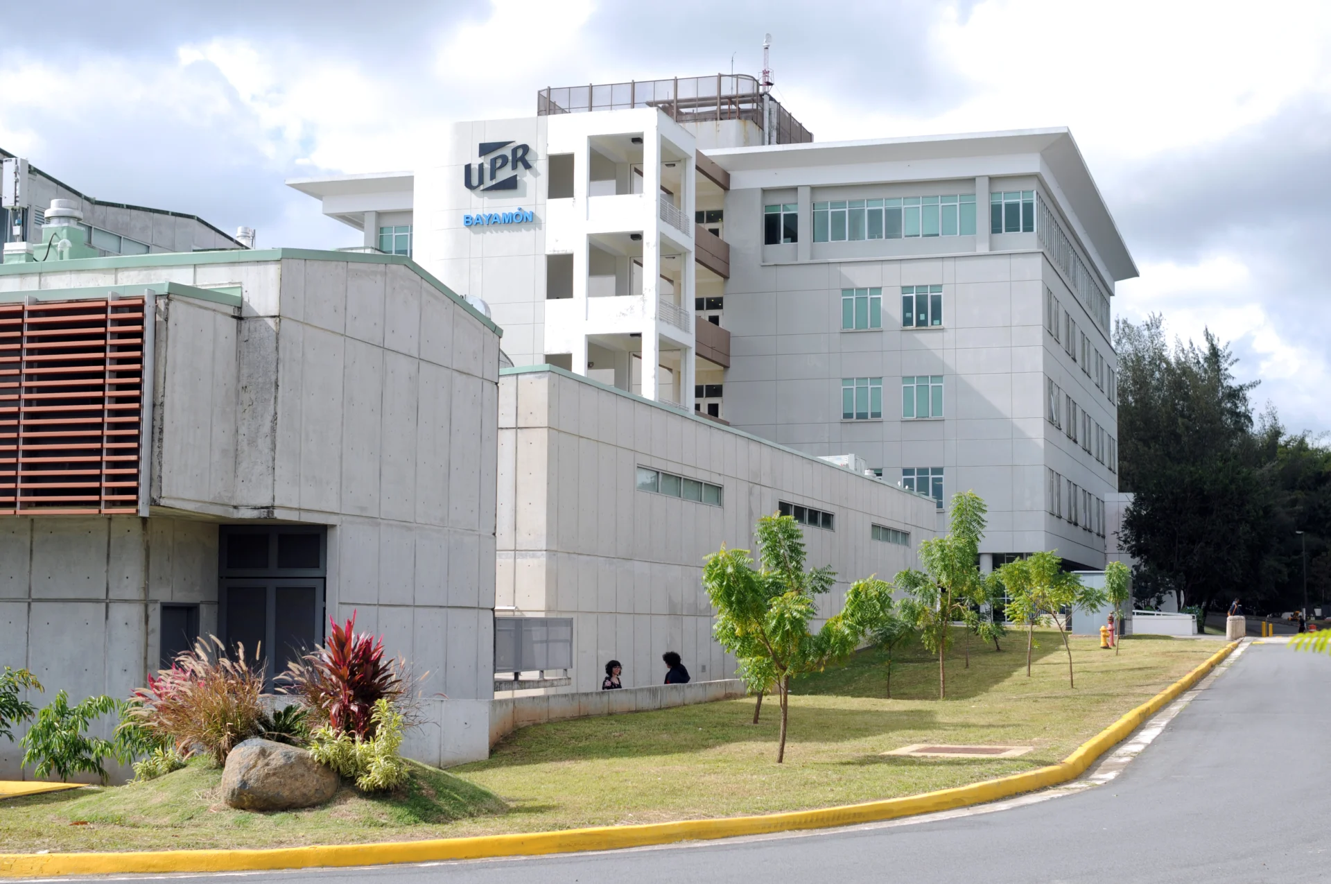UPR Bayamón retoma sus clases de manera remota ante inicio de huelga
