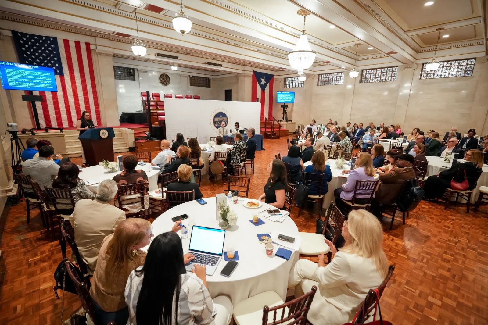 Senado reúne a la academia y la industria para abordar la formación y las necesidades de empleo en Puerto Rico