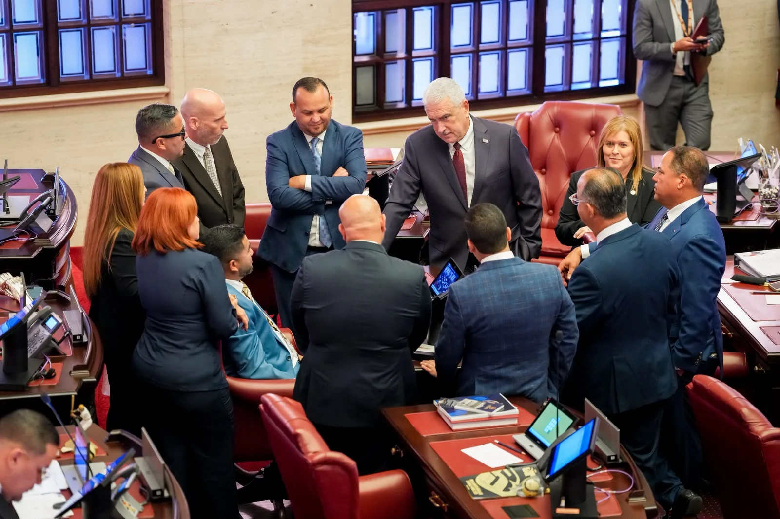 Senado aprueba reforma para regular la industria de la chatarra, fiscalizar vehículos oficiales y protección de animales