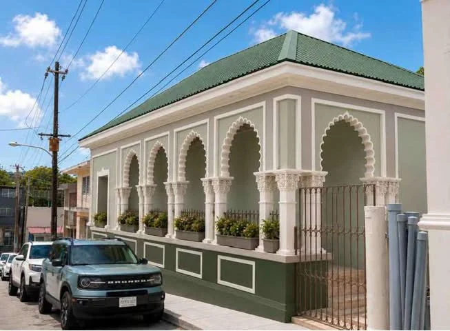 Cayey trabaja en la restauración la la Casa Benigno Fernández García