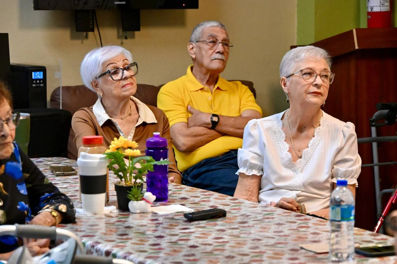 Departamento de la Familia y Fiscalía Federal unen esfuerzos para prevenir el fraude y la explotación financiera de adultos mayores