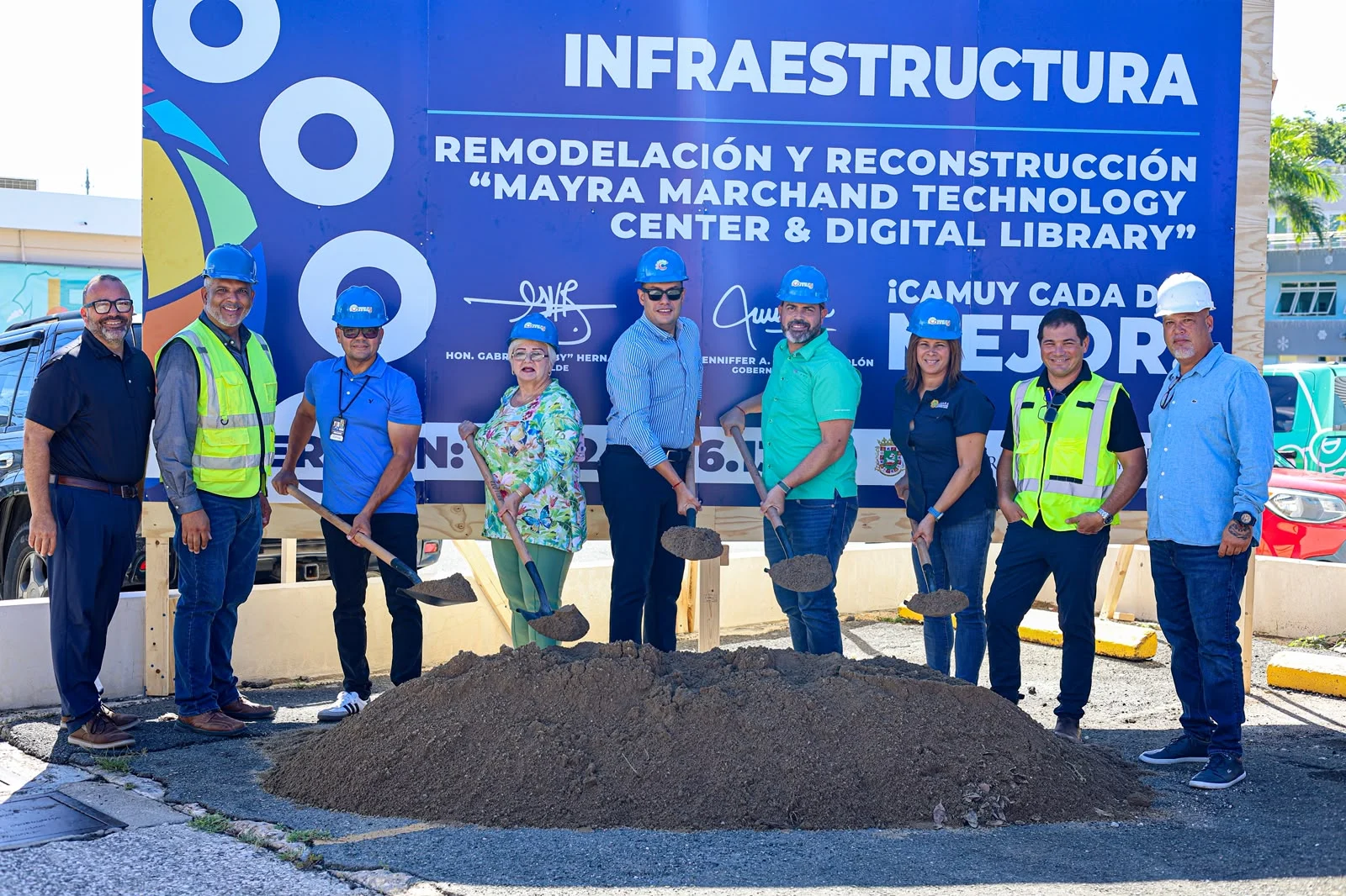 Alcalde de Camuy anuncia inversión de $2.1 millones para transformar la biblioteca Mayra Marchand en un centro tecnológico