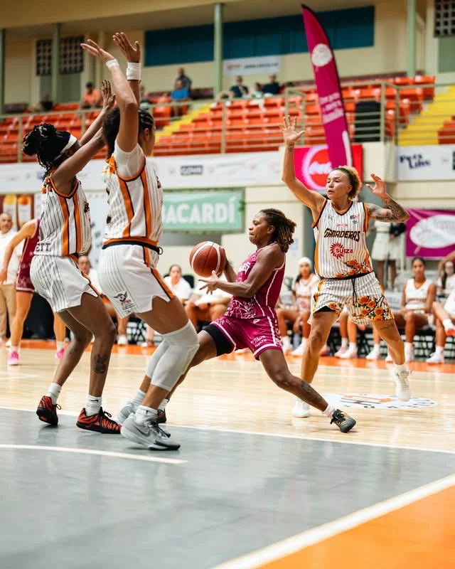 Carolina logró su sexta al hilo y Ponce superó a Santurce