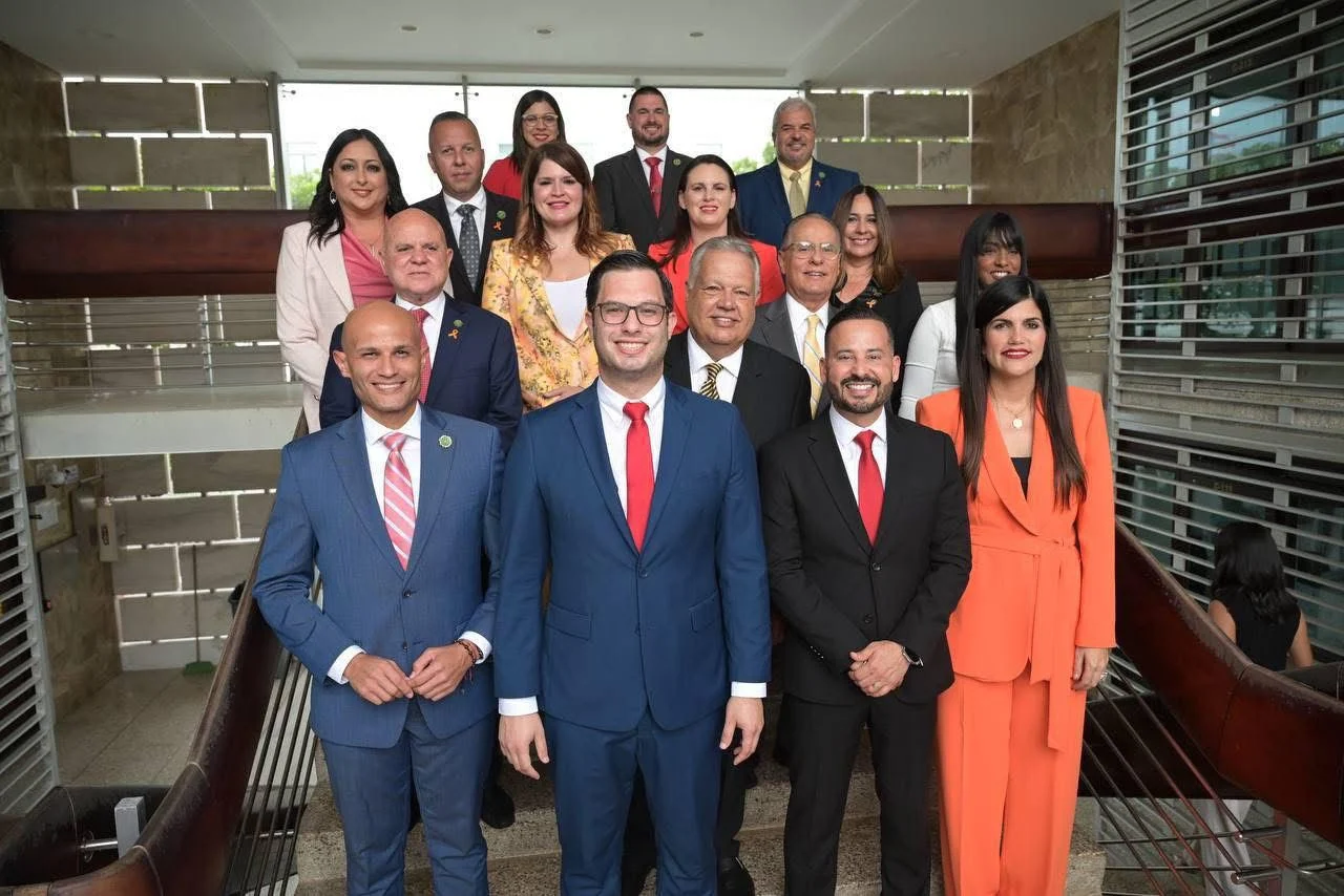 Legisladores apoyan solicitud del comisionado residente para alivio temporero en la factura de la luz