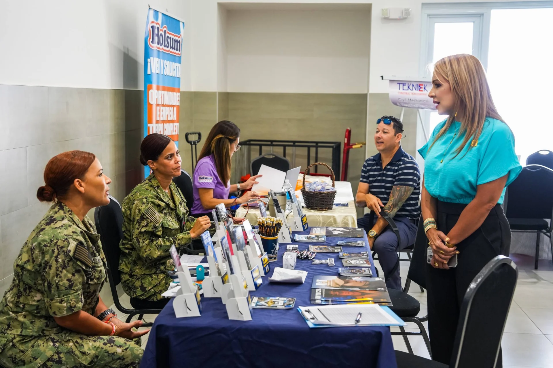 Departamento del Trabajo anuncia feria de empleo con más de 1,700 vacantes