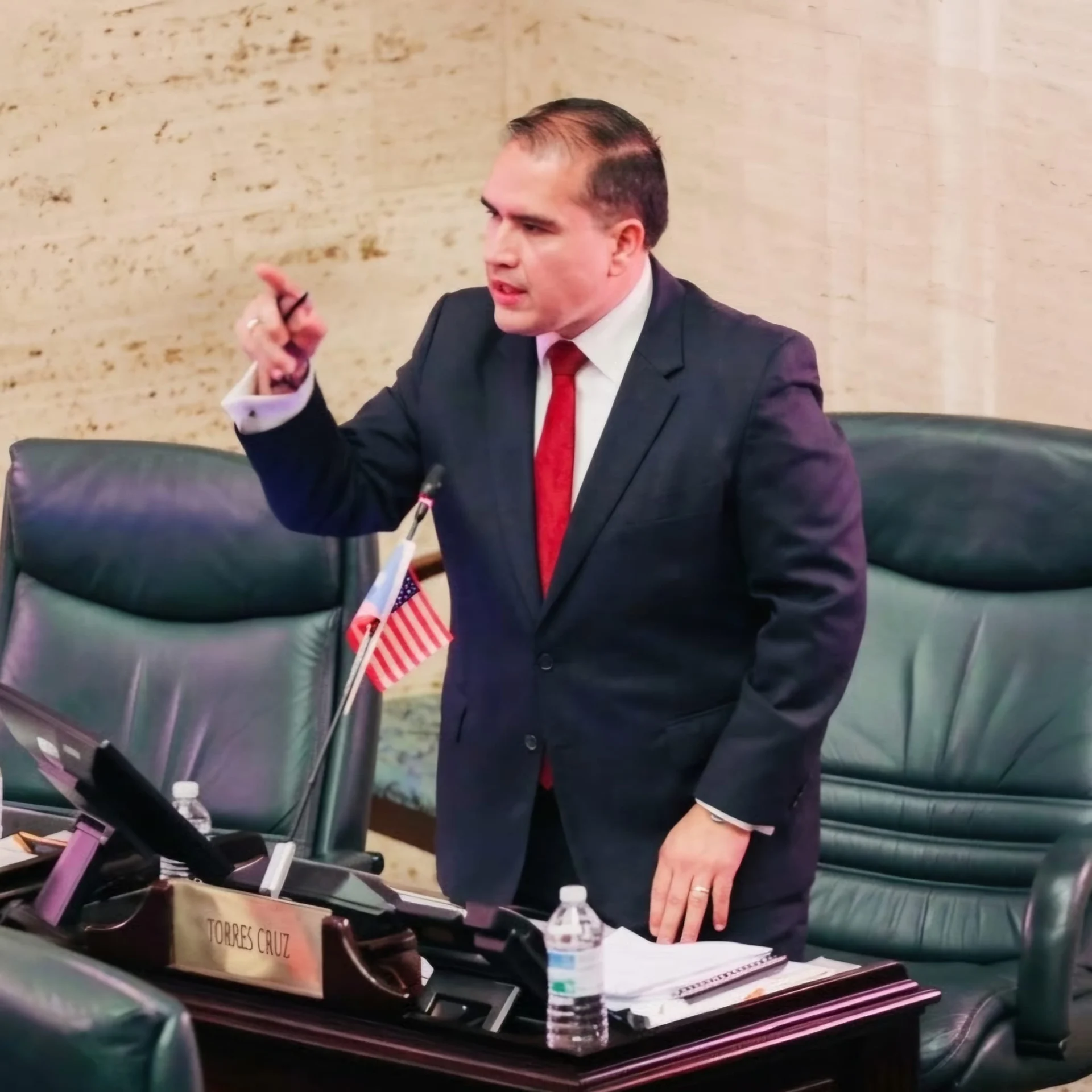 Cámara de Representantes aprueba por unanimidad proyecto que cierra brecha a la corrupción en la contratación gubernamental