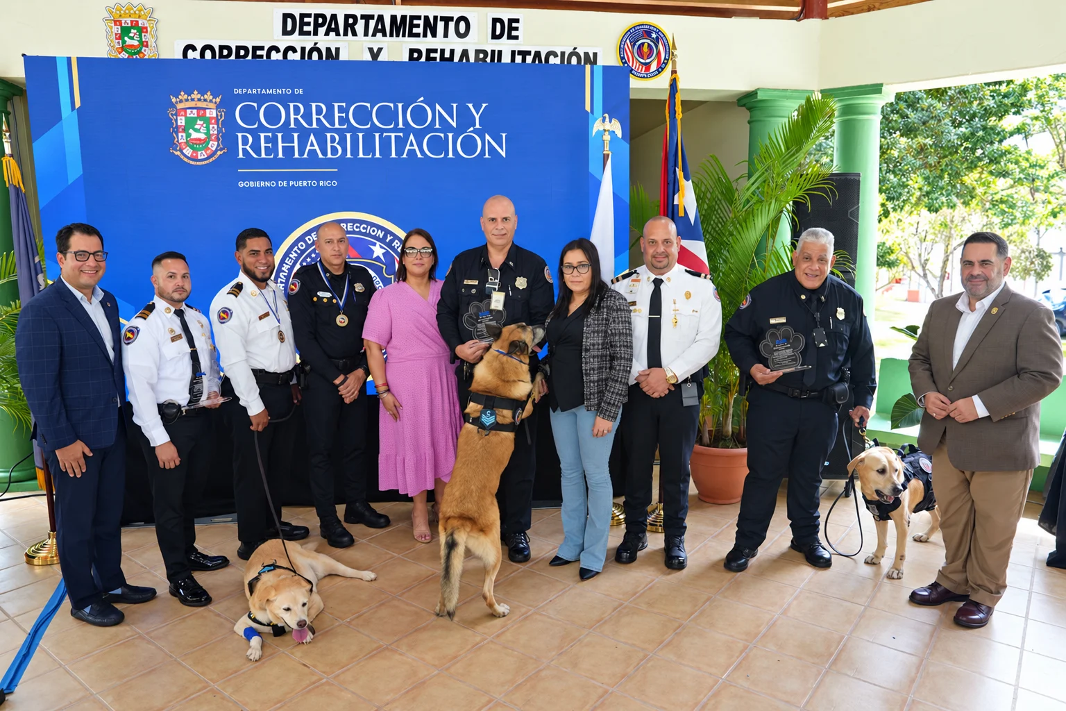 Con rango de sargento se despiden Yale, Katy y Bator tras años de lucha contra el contrabando